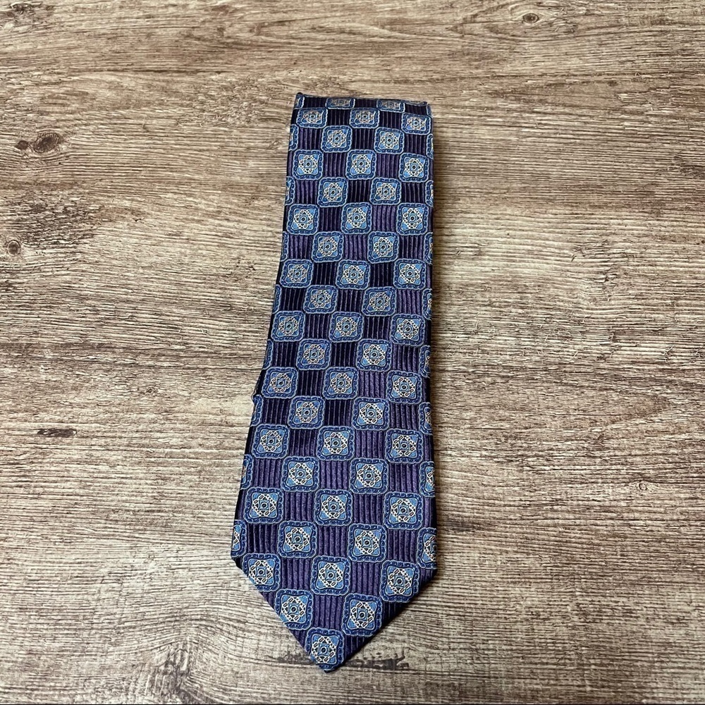 Cremieux 100% Silk Tie
